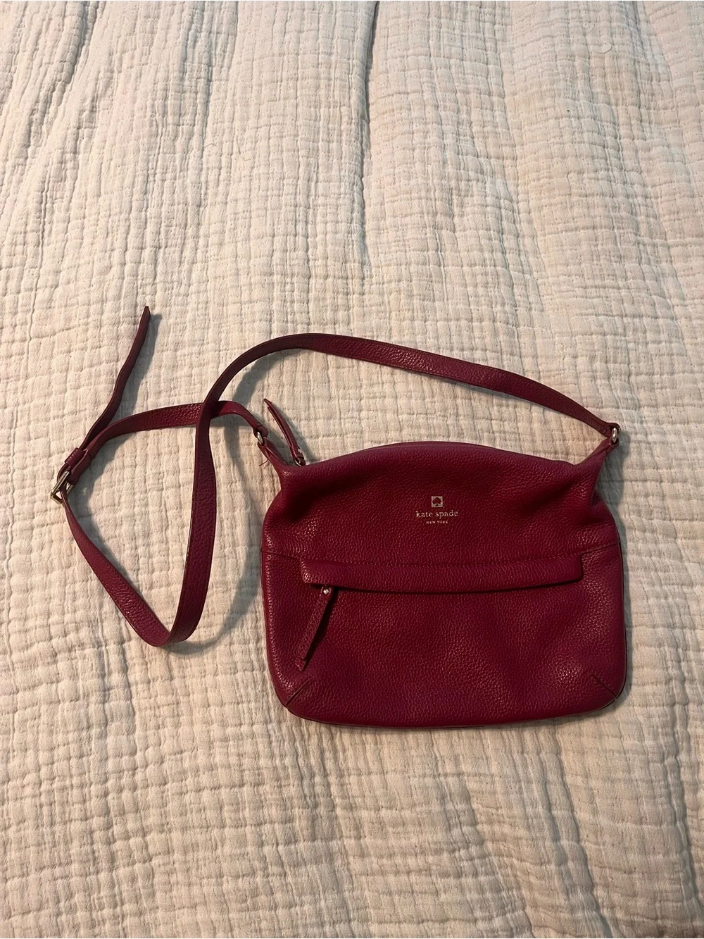 kate spade raspberry pink pebbled leather crossbody bag